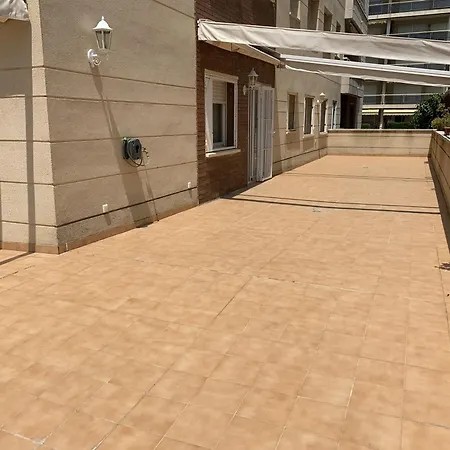 Apartment Beach Breeze & Pools *